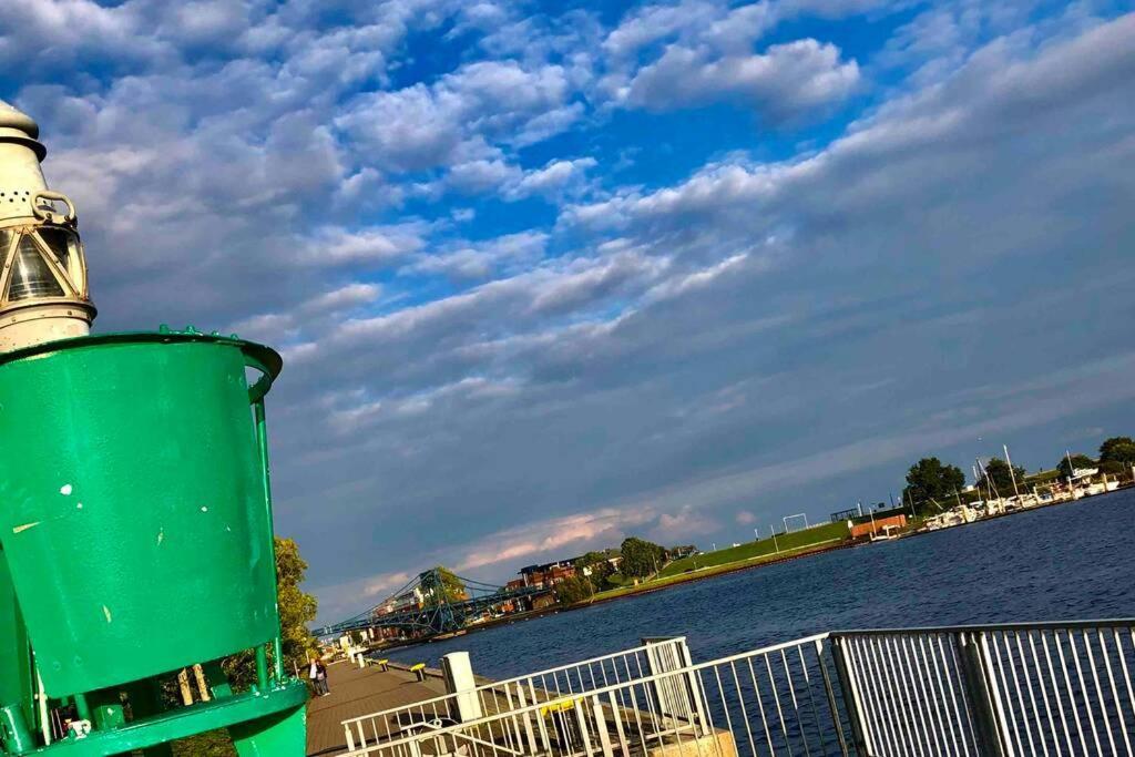 Wilhelms Havenkoje - Gemuetliches Innenstadtappartment Wilhelmshaven Bagian luar foto